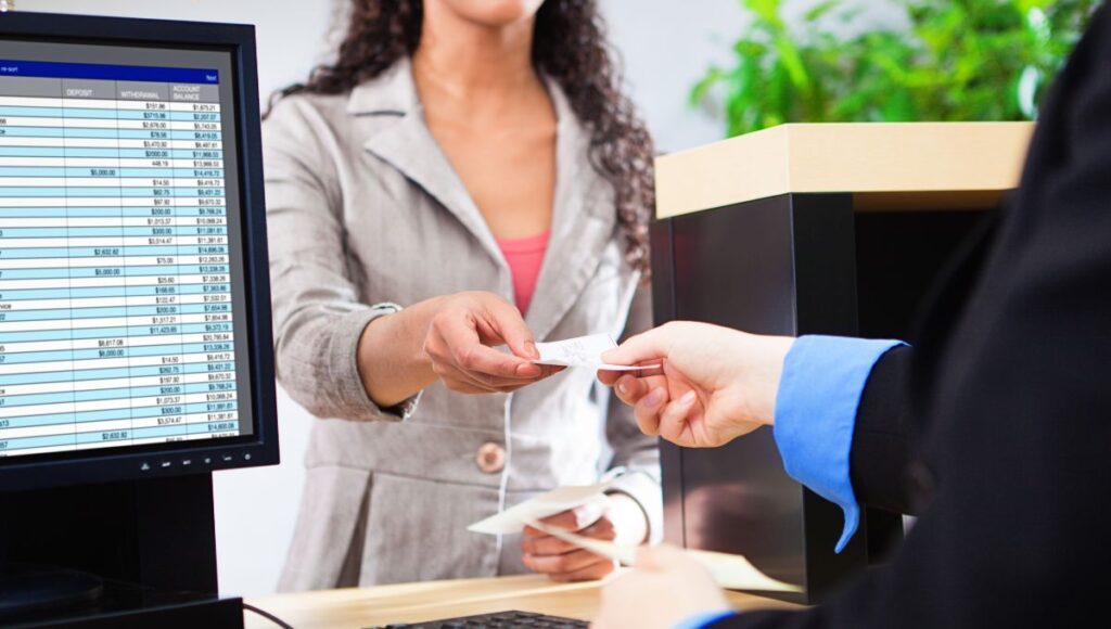 ¿Qué bancos abren el 25 de diciembre en México?