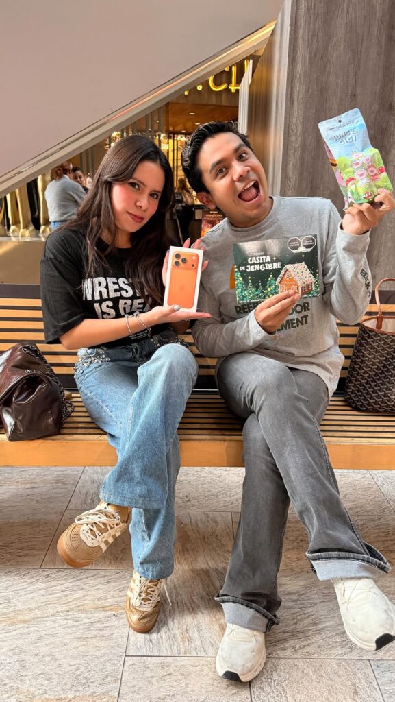 critican a Ricardo Peralta por regalo a una fan para votar por Teo en La Granja VIP