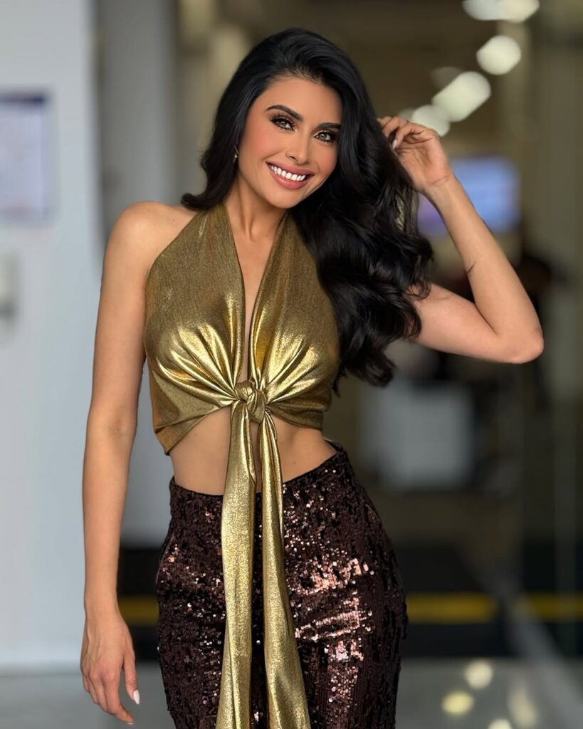 TV Azteca da Kristal Silva contrato de exclusividad