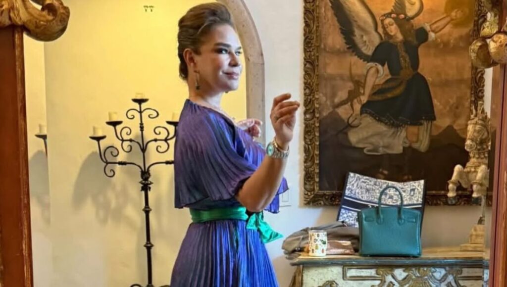 Elisa Beristain sufre colapso en transmisión en vivo