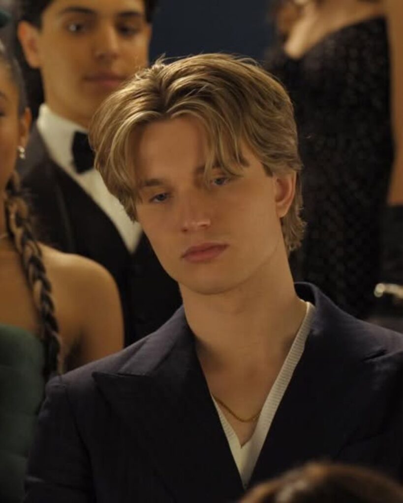 Mejores fotos de Cale Ambrozic de Bailando sobre hielo