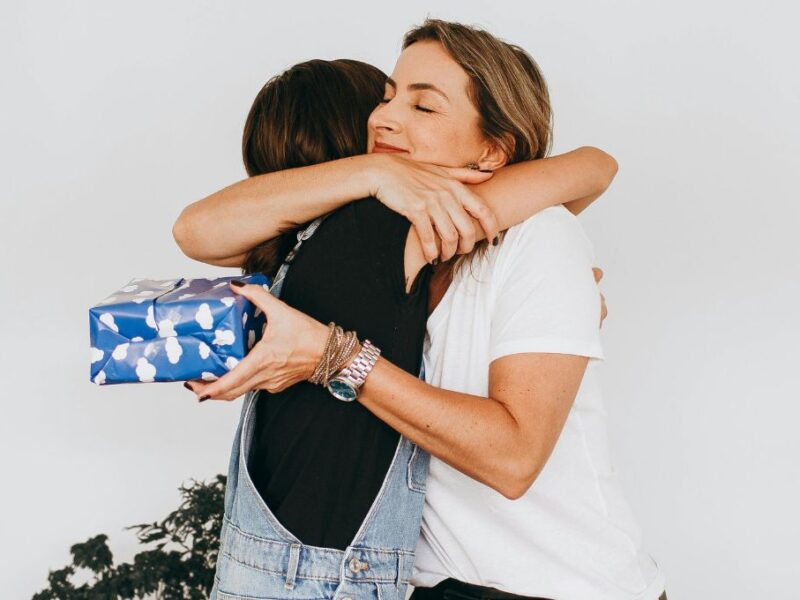 Efemérides y santoral de hoy 11 de enero 2026