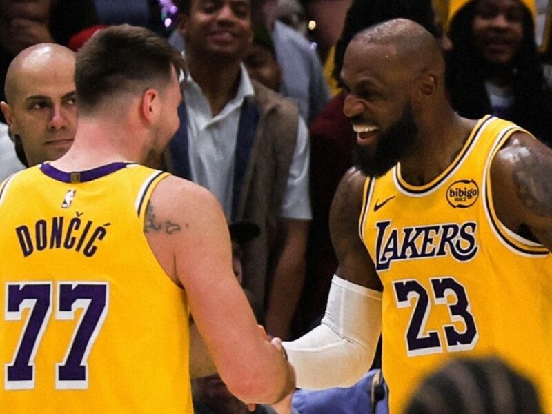 a que hora y donde ver el juego de lakers vs hawks hoy 13 de enero