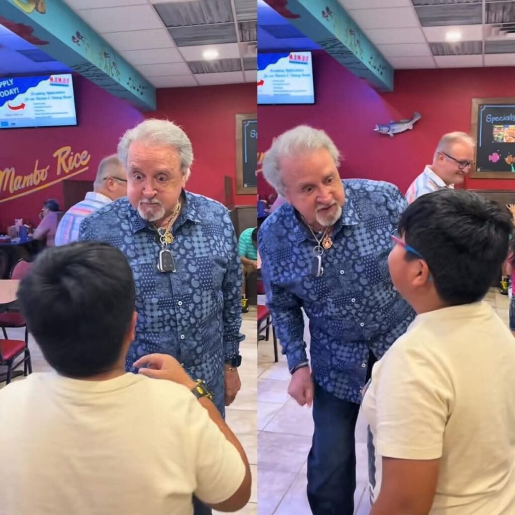 carlos villagran le dice ñoño a un pequeño fan