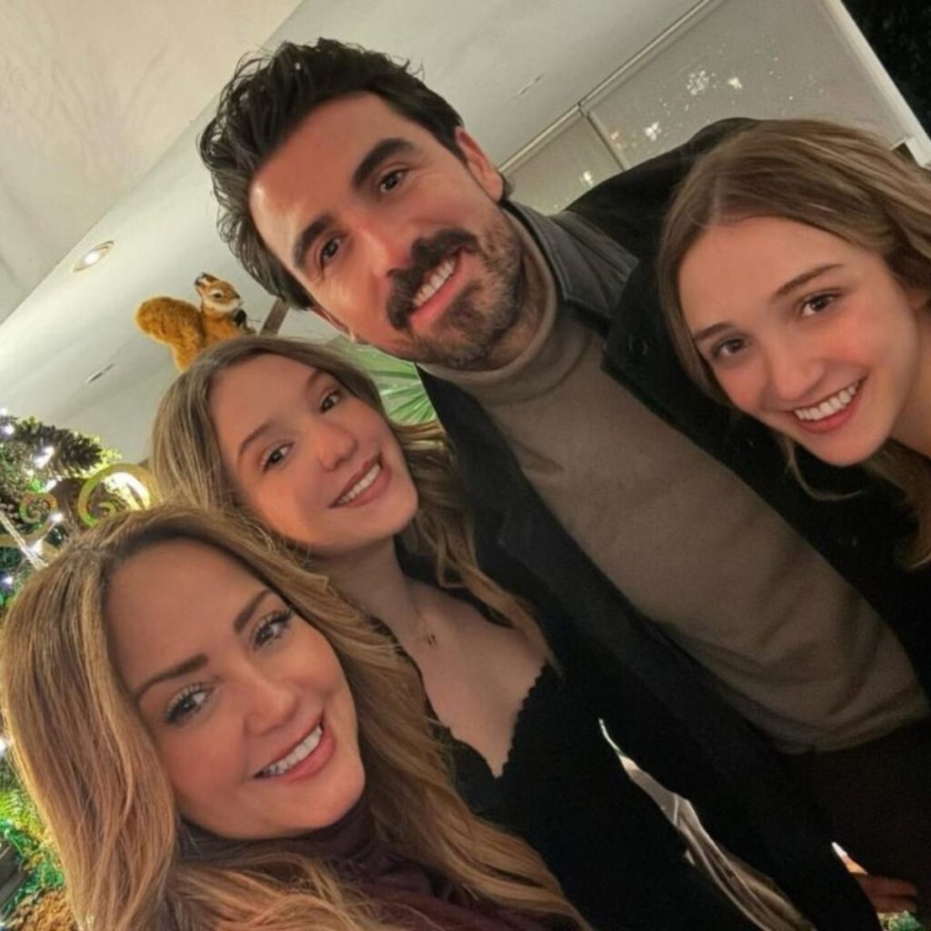 cuando inicio la relacion de andrea legarreta y luis carlos origel