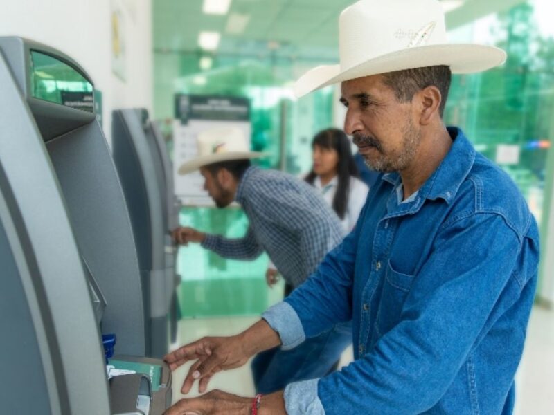 ¿Qué apellidos reciben pago la última semana de enero?