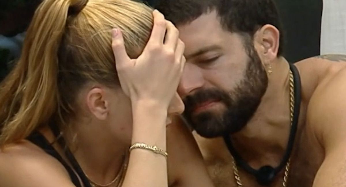 Adrián Di Monte hace enojar al público