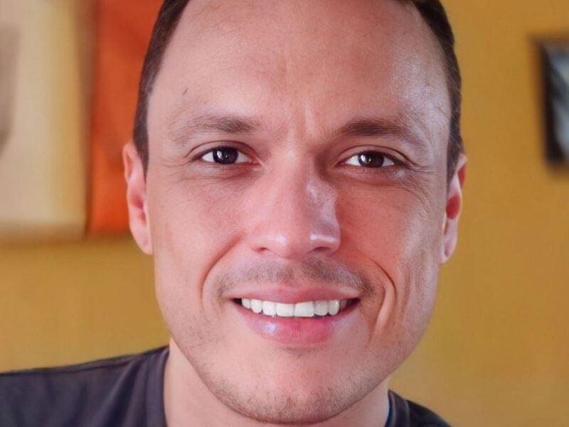 Quién es Héctor Zamorano y de qué murió el primer eliminado de La Academia