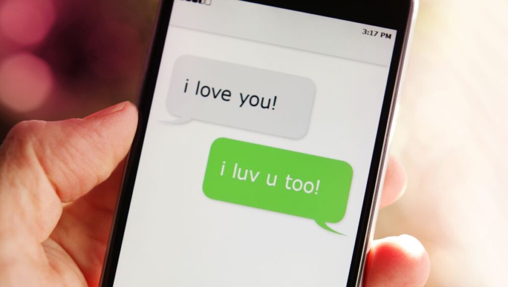 Mensajes originales del Día del Amor y la Amistad para tus Instagram Stories