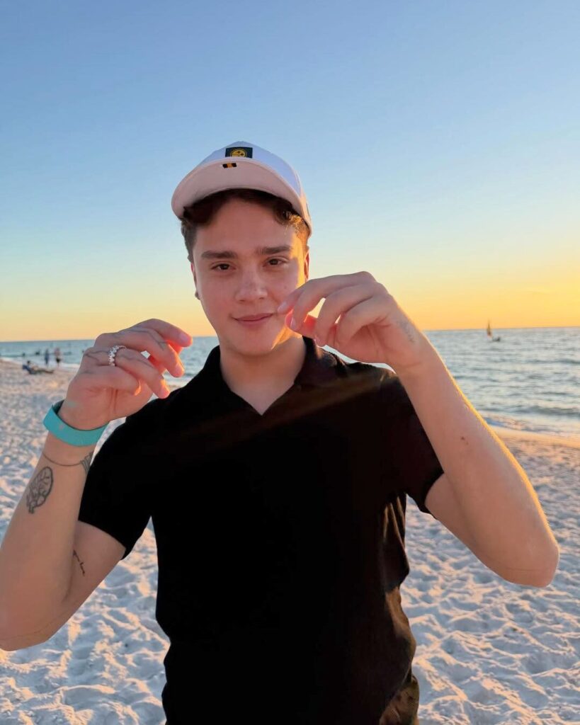 César Pantoja usa nombre de influencer para campañas falsas