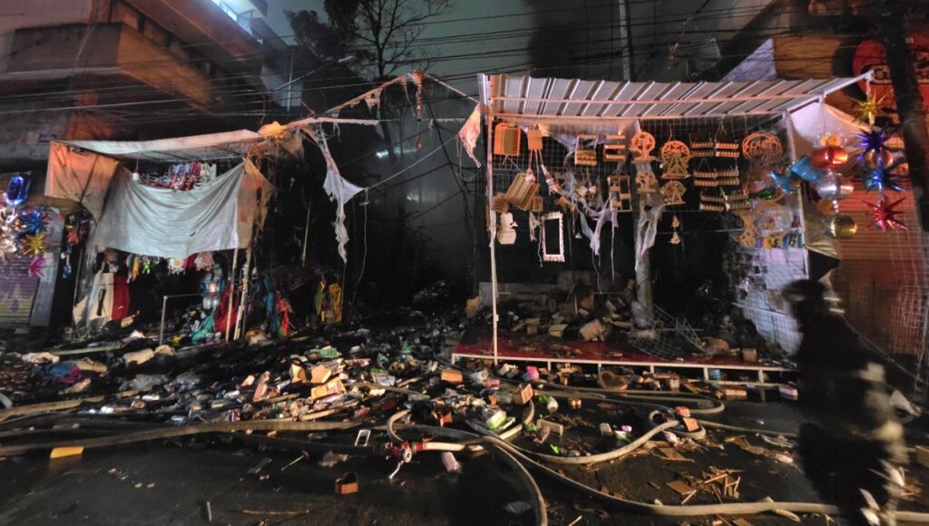 Rutas viales alternativas por incendio frente al mercado de la merced en cdmx