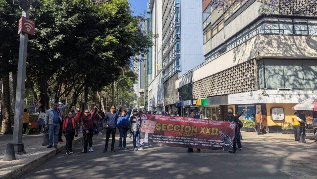 Lineas del Metro y Metrobús afectadas por megamarcha de la CNTE en CDMX hoy 1 de mayo 2026