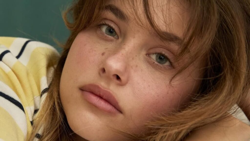 Edad, estatura y carrera de Nicole Wallace de La casa de los espíritus