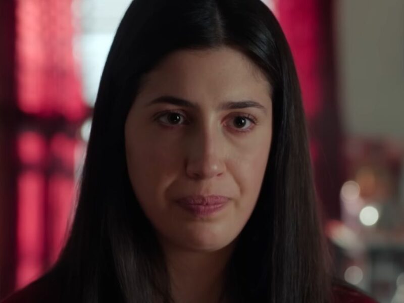 Compañeras de cuarto quién es quién en la película de Netflix