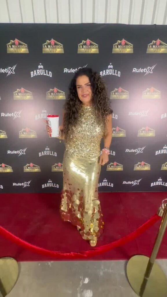 Niurka a Laura Zapata "Respeta mis 30”