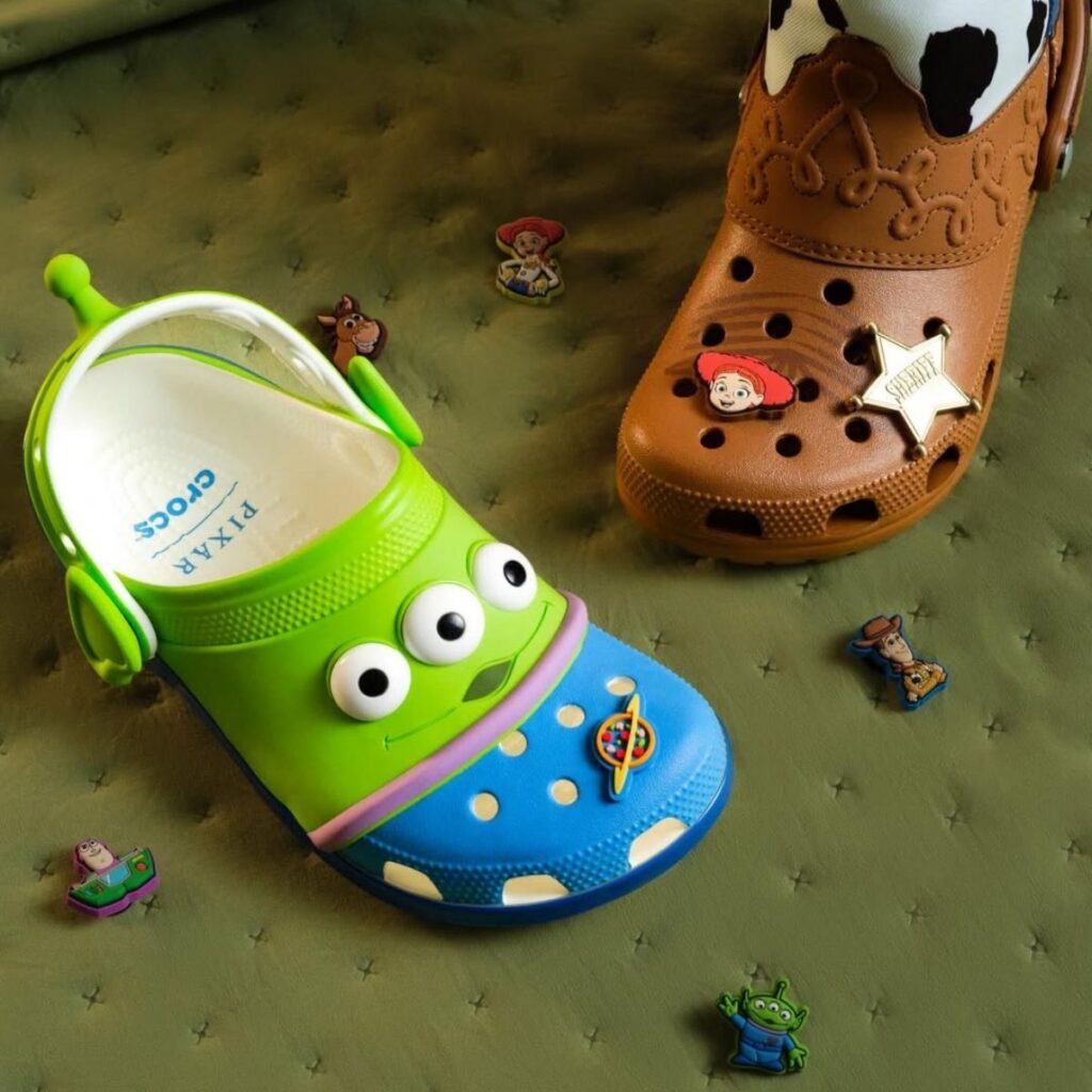 precios crocs toy story 5