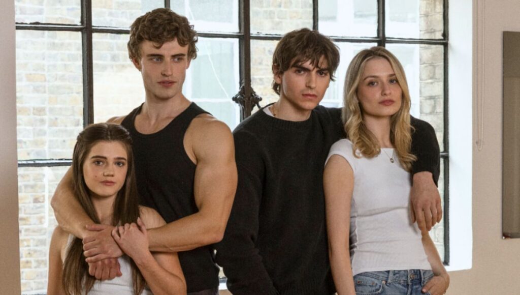 Edad estatura pareja y series de Conor Sánchez de Los chicos de Tommen de Prime Video