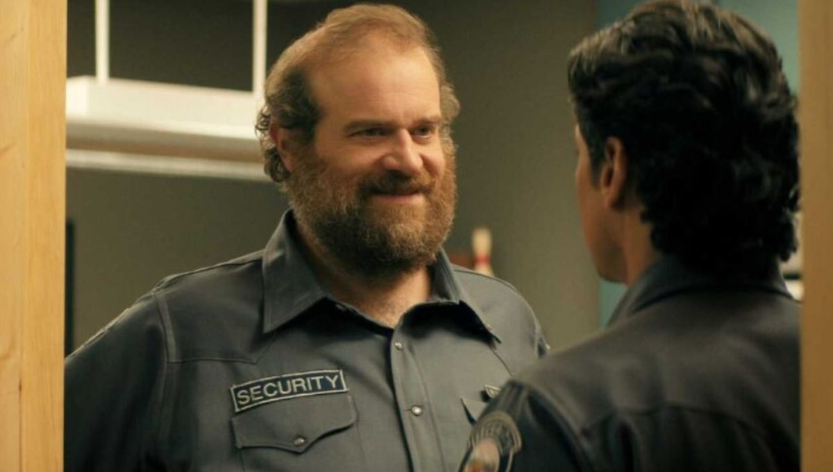 Quién interpreta a “Hank” en The Boroughs