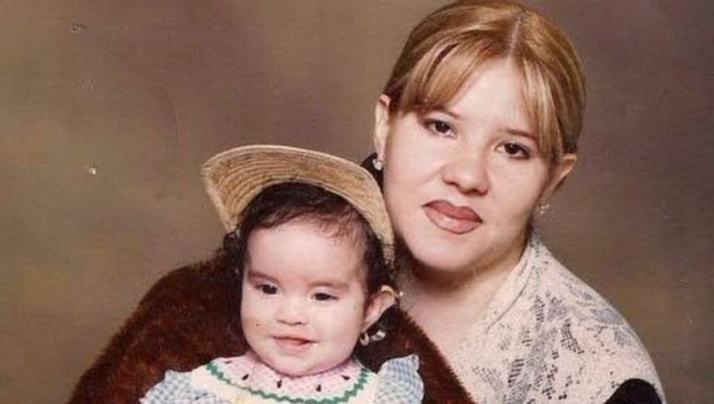 Aseguran que murió la mamá de Kimberly Loaiza y Steff Loaiza, Mary Martínez