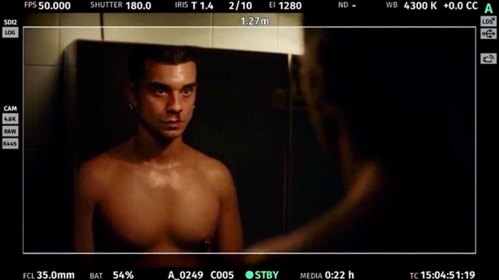 Alex Mola actor que interpreta a Jaén en Oasis