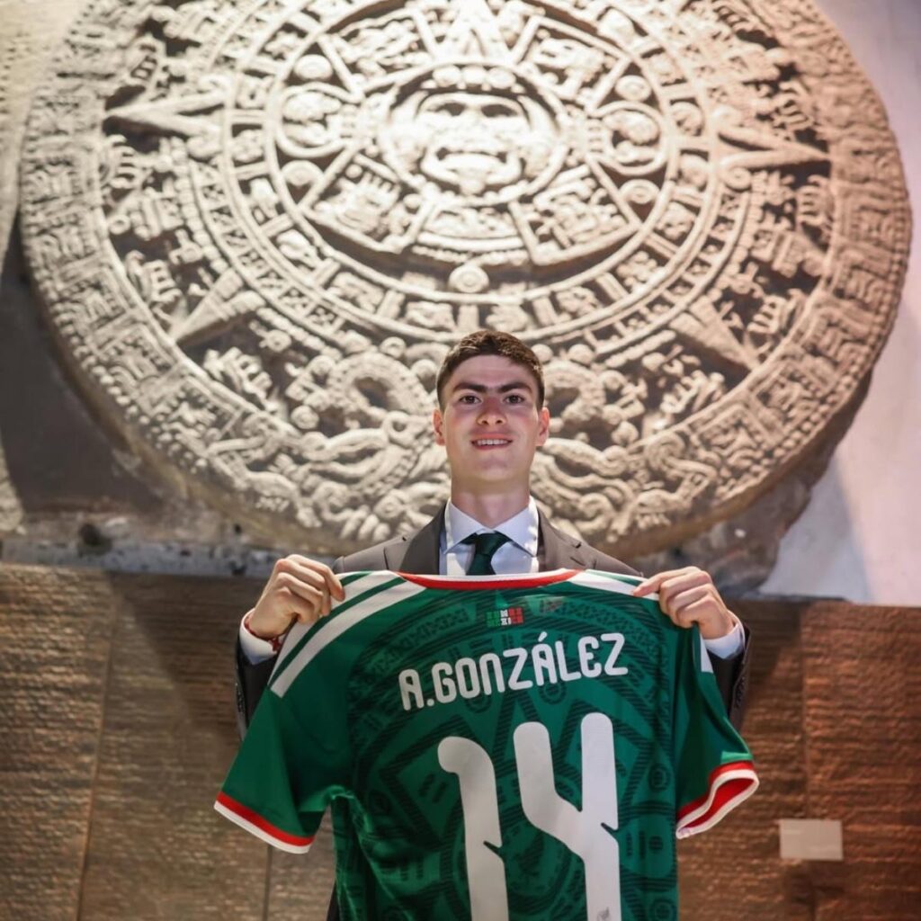 edad y estatura de la hormiga gonzalez
