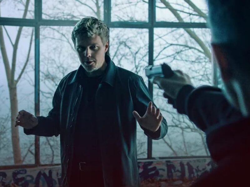 El misterio polaco ha encontrado un hogar ideal en Netflix, y con el éxito de 'Los colores del mal: Negro', la mesa está puesta para expandir este universo. Aunque la plataforma aún no da luz verde oficial, los cinco libros de Małgorzata Oliwia Sobczak respaldan que la historia del investigador Biel tiene mucho hilo de dónde tirar. ¿Te gustaría ver la adaptación de 'Blanco' en la pantalla?