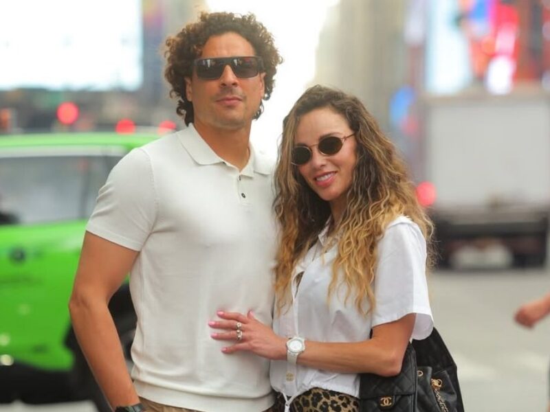 historia de la relacion de karla mora y memo ochoa