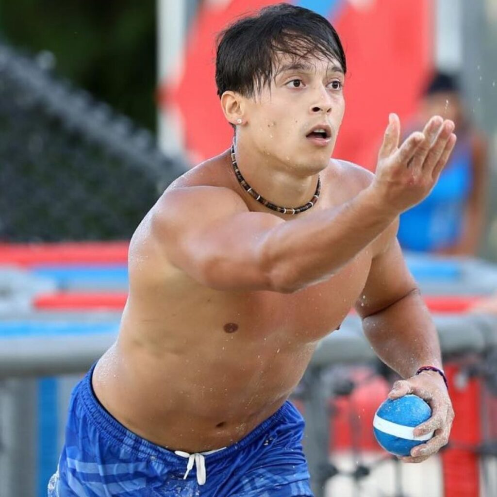 ernesto cazares entrena para ring royale 2