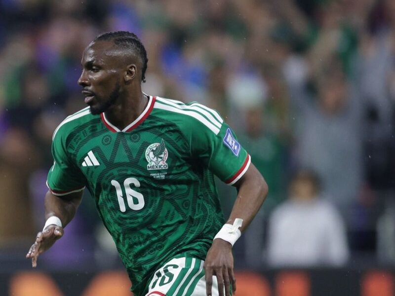 julian quiñones busca romper record de matador hernandez y chicharito en mundiales