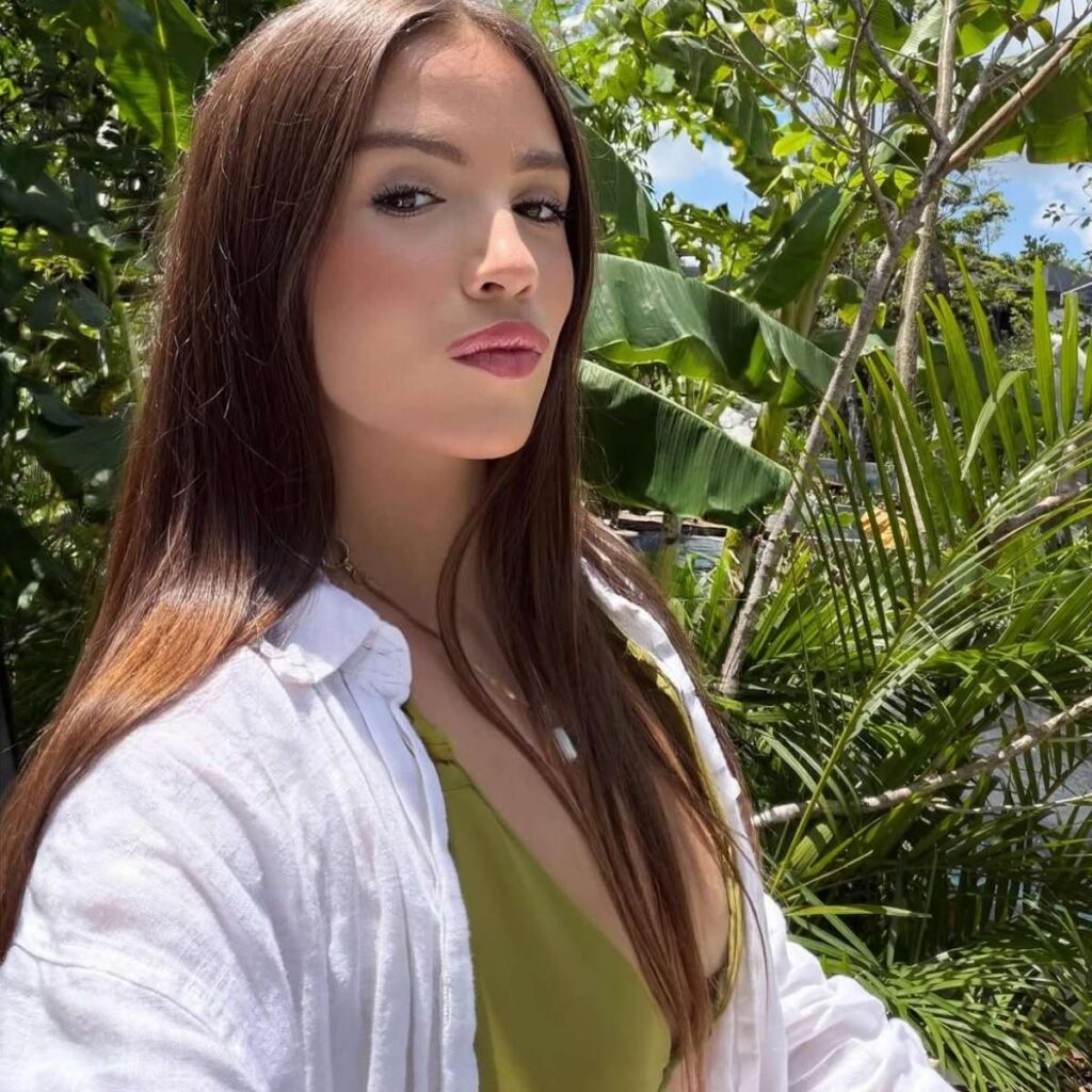 marianne gonzaga acusada de maltrato a su hija emma