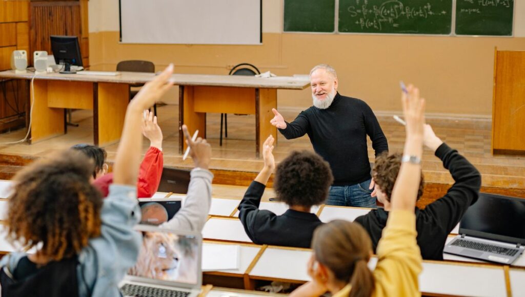 Cuándo inicia y termina el ciclo escolar 2026-2027