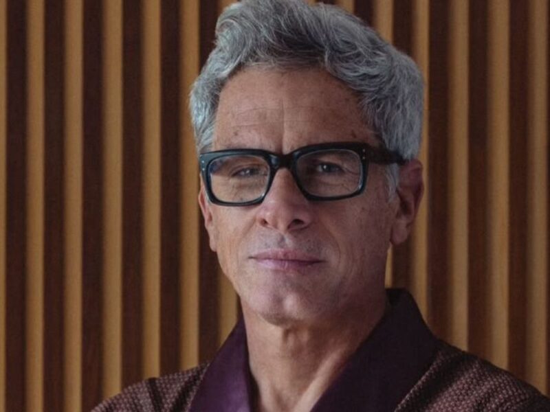 quien fue carlos sexton el hombre que más amó Moria de la serie de netflix
