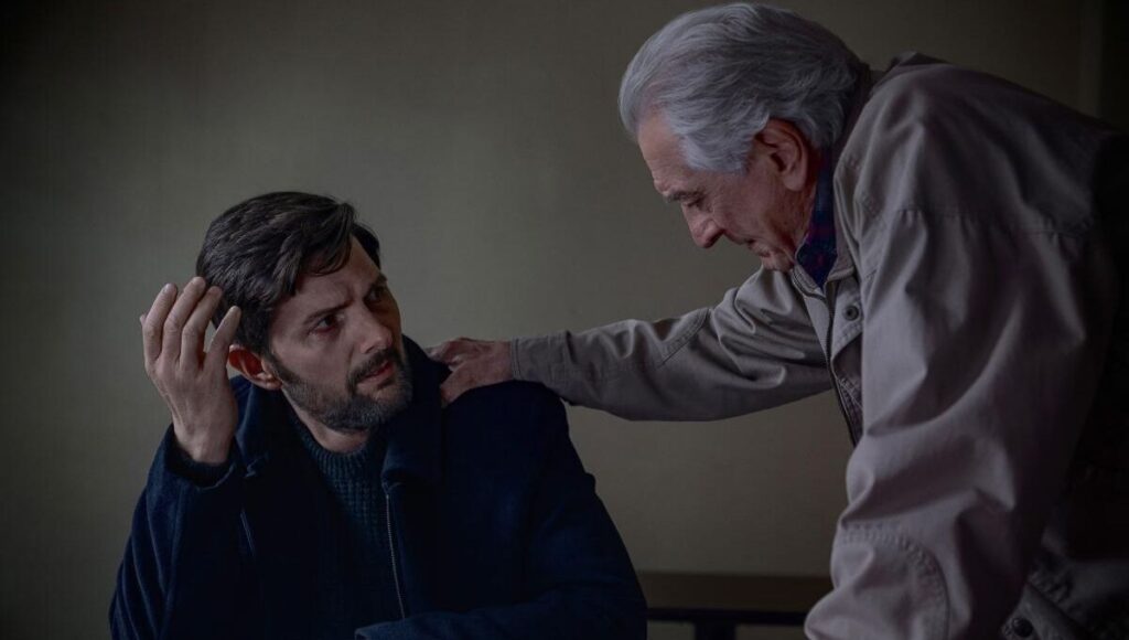 reparto completo de susurran tu nombre película de netflix