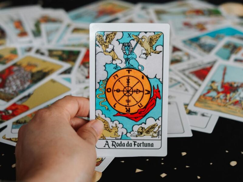 Tarot del día jueves 20 de agosto: la carta que necesita cada signo HOY