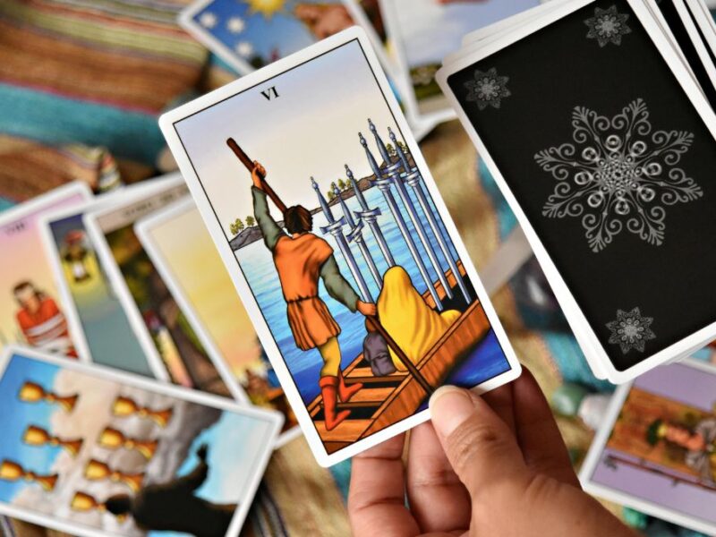 Tarot del día HOY viernes 21 de agosto: carta y mensaje para cada signo