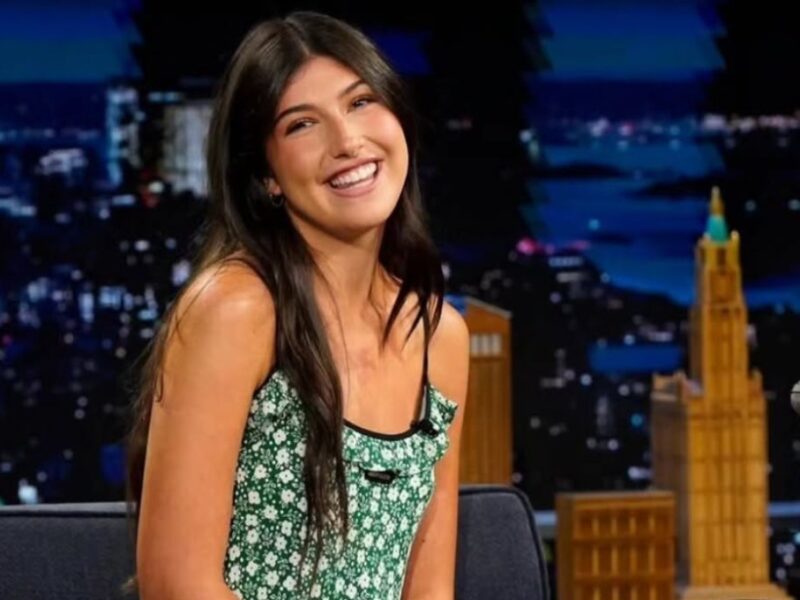 Sunny Sandler protagonista de la película No se desea buena suerte