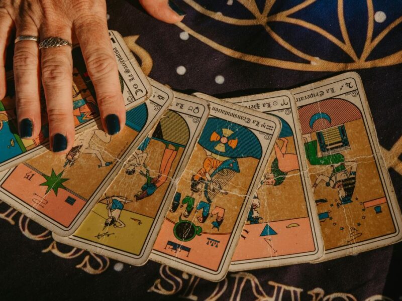 Tarot del día HOY sábado 12 de septiembre: carta y mensaje para tu signo