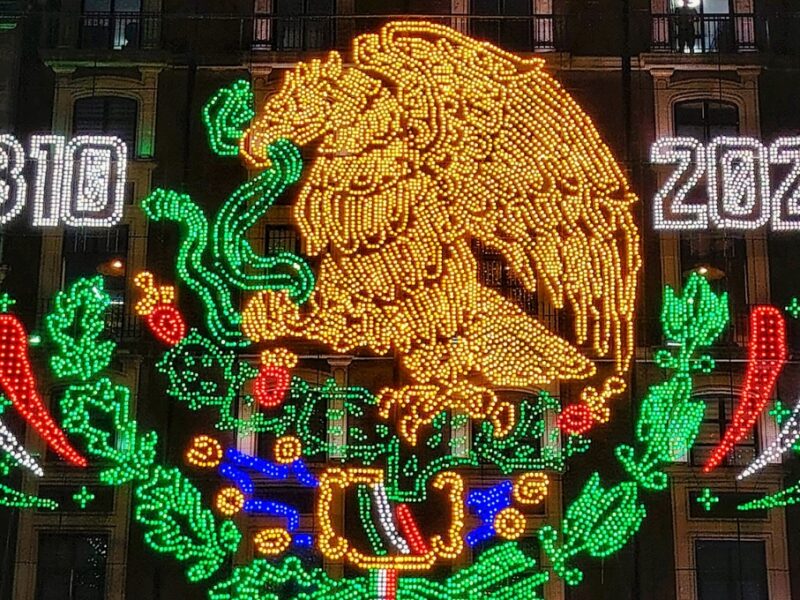 Grito de Independencia 2026: a qué hora es esta noche, quién da el Grito y el 16 de septiembre sí es feriado