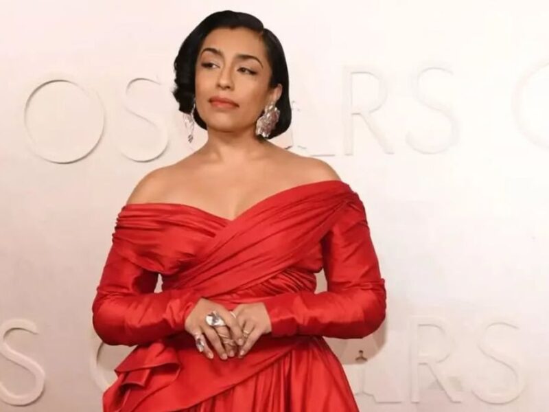 Quién es Adriana Paz