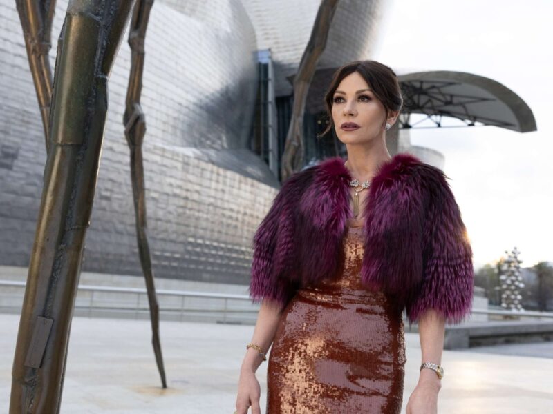 Reparto completo de Kill Jackie: Quién es quién en la serie de Catherine Zeta-Jones